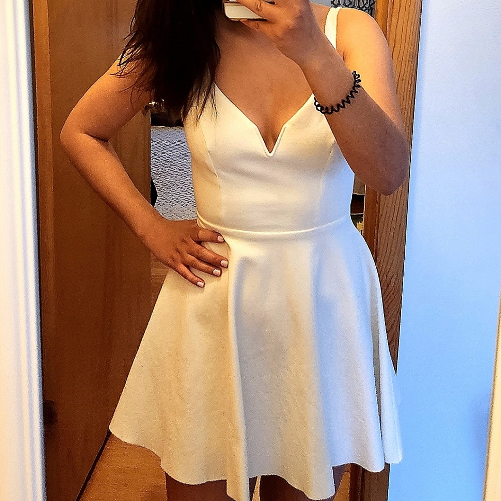 White dress urban outfitters Graduation Dress - Picture 3 of 3